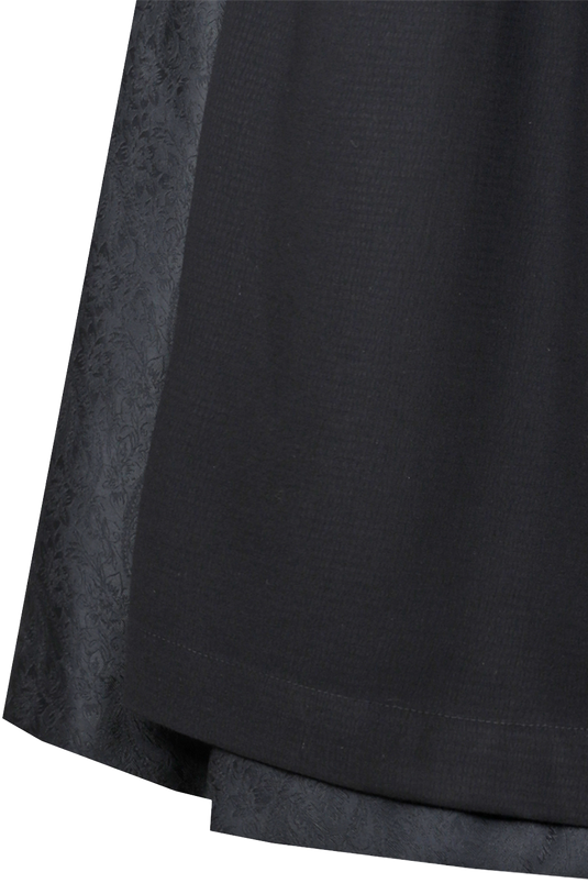 Midi-Dirndl mit eckigem Ausschnitt und Häkelspitze und Strassschürzenband