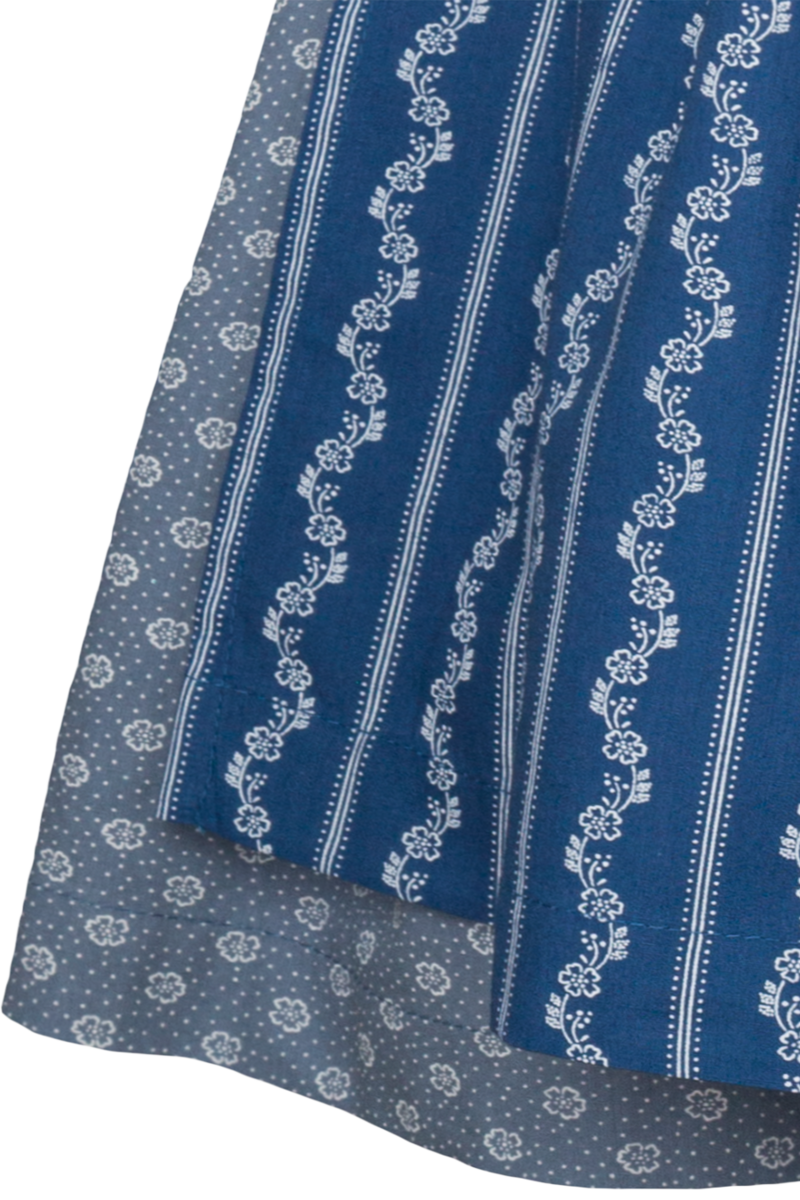 Kinderdirndl aus Baumwolle mit Bluse hellblau Bild 2
