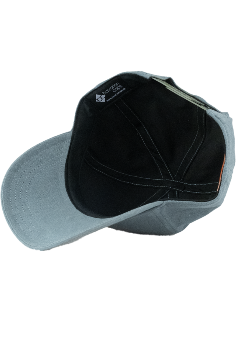 Unisex Cap 'Pumuckl tanzt' curved graublau Bild 2