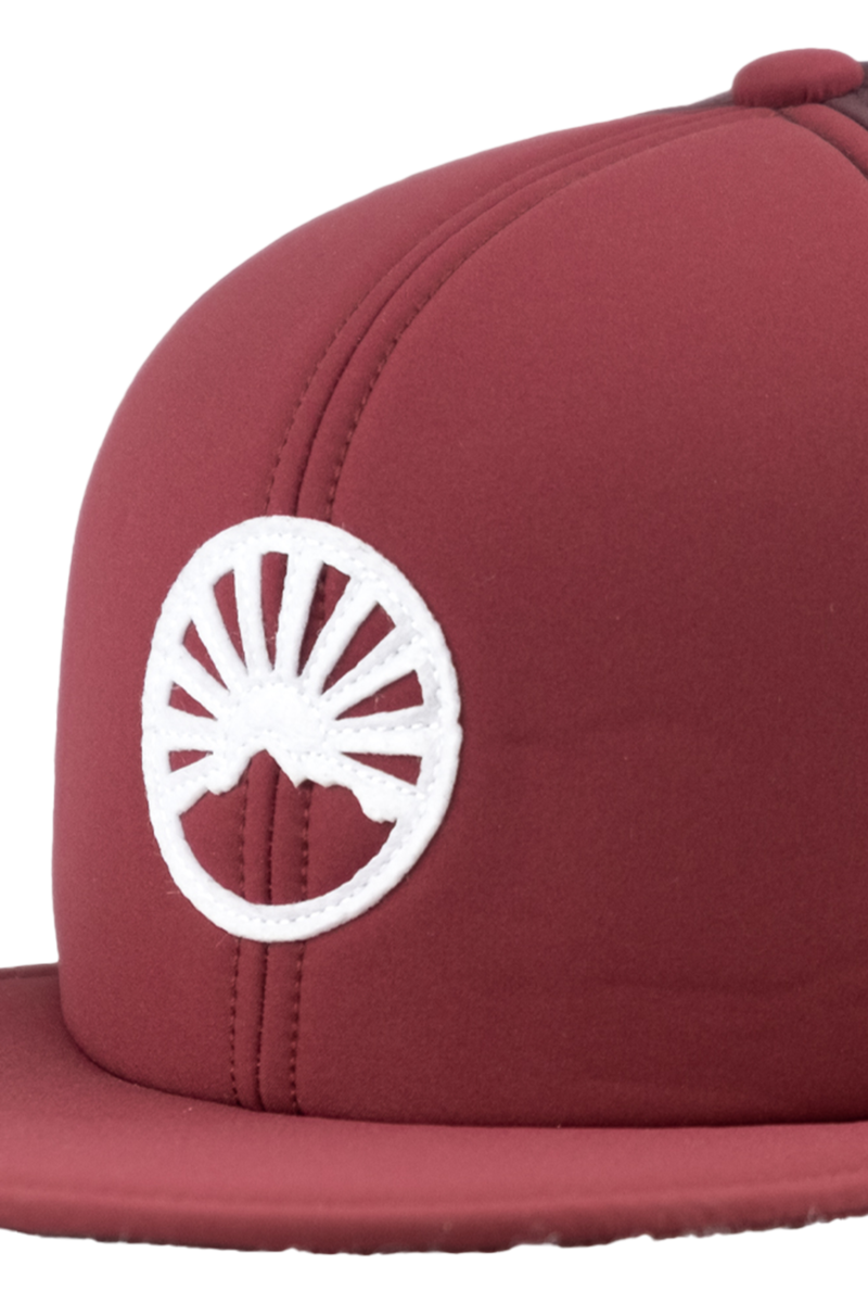 Unisex Cap mit Gipfelstrmer-Design und Quetschfunktion dunkelrot Bild 2