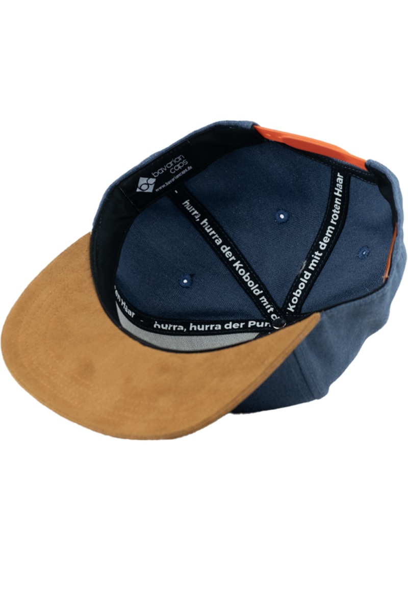 Unisex Cap 'Pumuckl tanzt' mit Baumwoll Canvas dunkelblau Bild 2