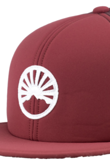 Unisex Cap mit Gipfelstrmer-Design und Quetschfunktion dunkelrot
