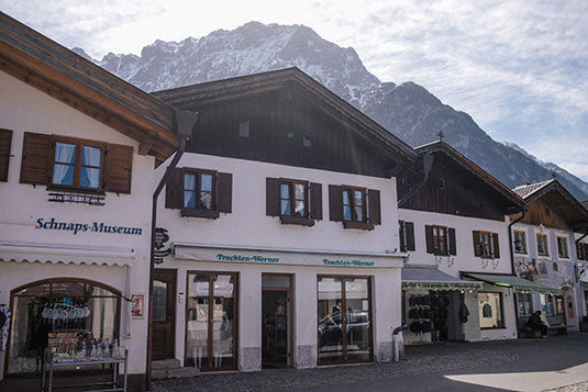 Aussenansicht Trachten Werner Filiale Mittenwald